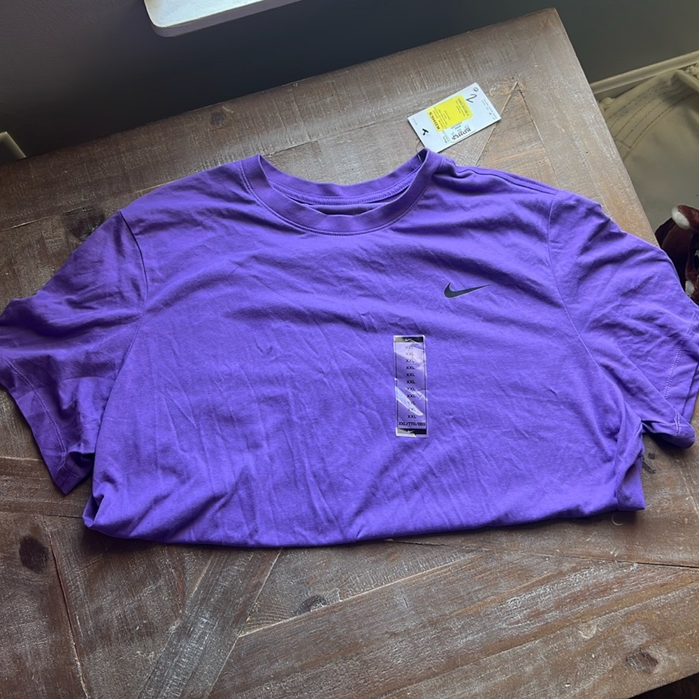 PURPLE NIKE T SHIRT